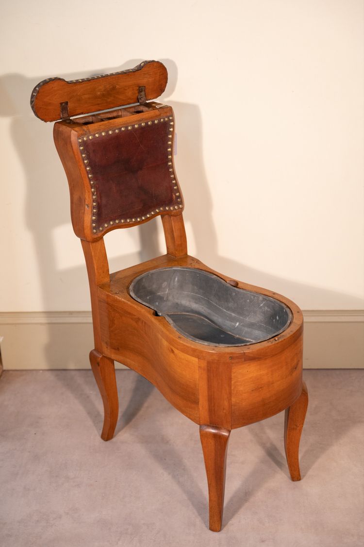 Louis XV style commode chair