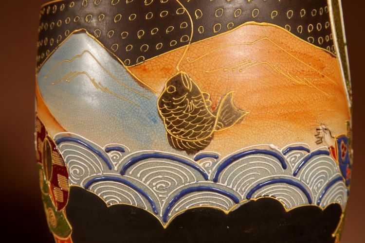 Impressionnante paire de lampes de table Satsuma japonaises authentiques, de grande taille et très d