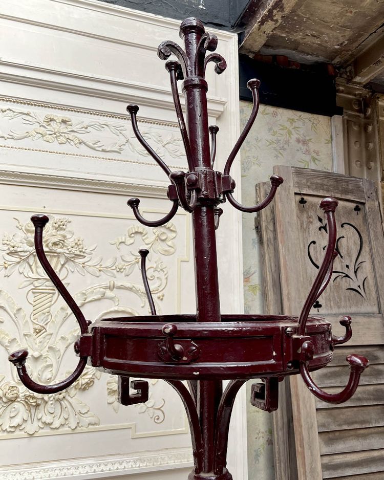 Porte manteau en fonte style Art nouveau