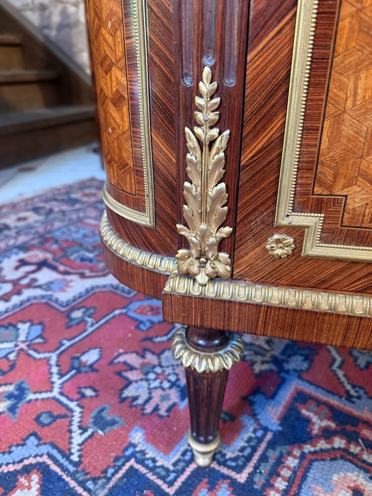 UNTERER SCHRANK LOUIS XVI - signiert François LINKE (1855 - 1946)
