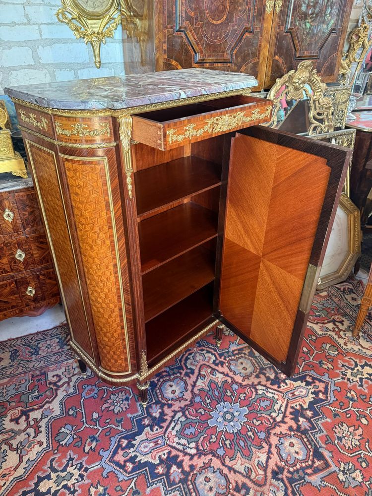UNTERER SCHRANK LOUIS XVI - signiert François LINKE (1855 - 1946)