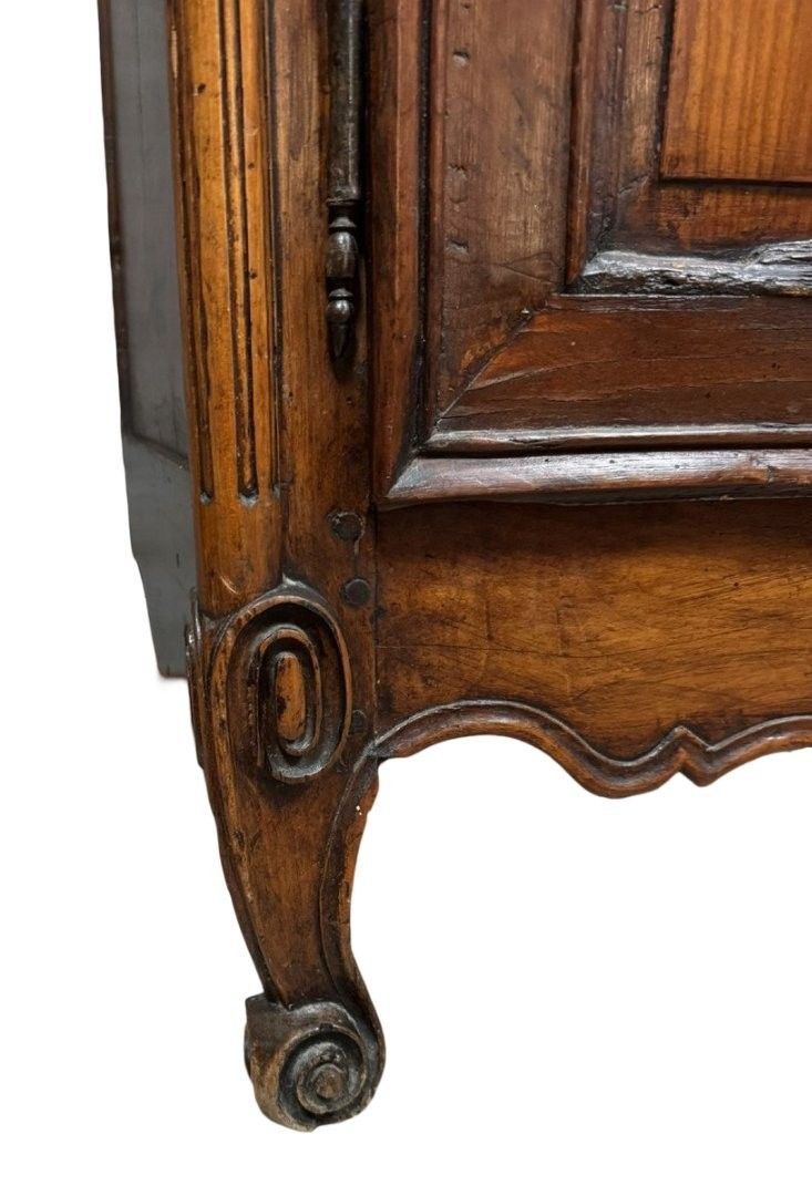 Louis XV-style two-piece buffet in cherry and walnut circa 1880-1900