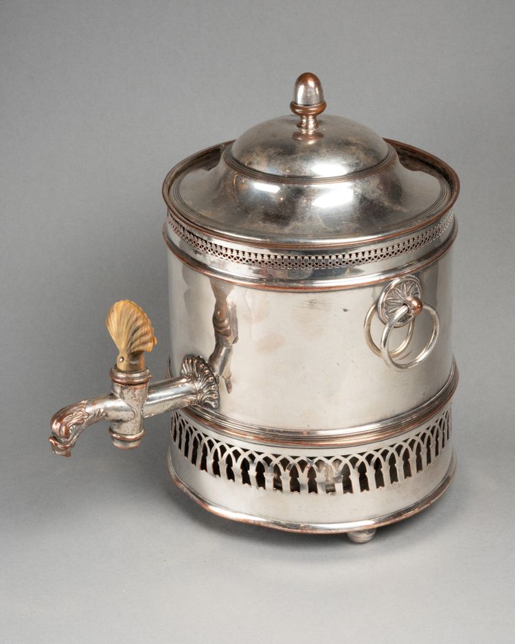 Eierwärmer (Egg Coddler / Egg Boiler) aus versilbertem Metall, Anfang 20.