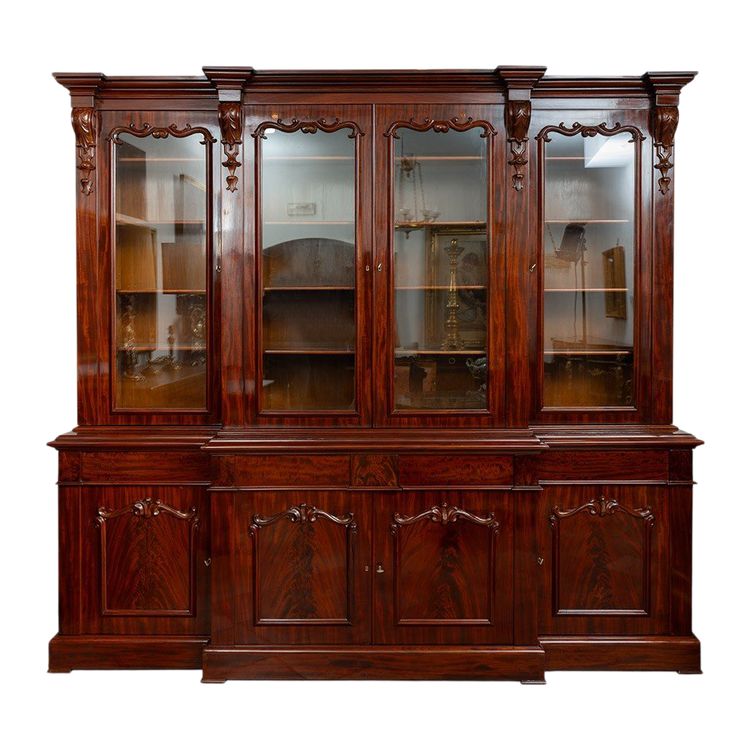 Bibliothèque victorienne ancienne à quatre portes, Angleterre, XIXe siècle.