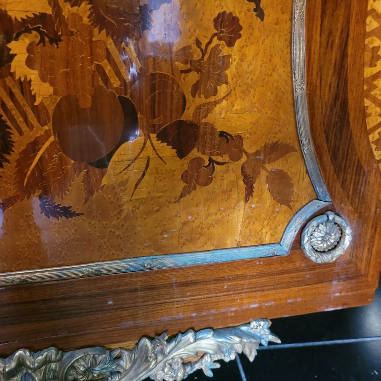 Grosse commode en marqueterie et bronze, Napoléon III, début XXème siècle