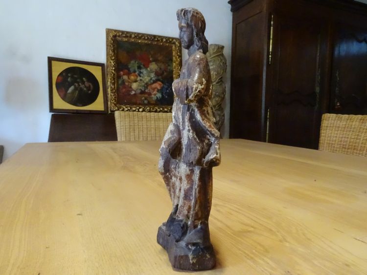 Wooden angel from the 17th century