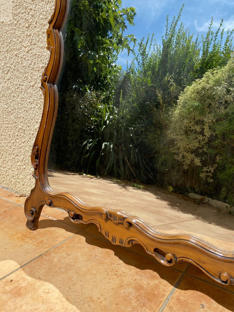 Miroir de style Rocaille en bois sculpté, Circa 1960 - 80x135 cm