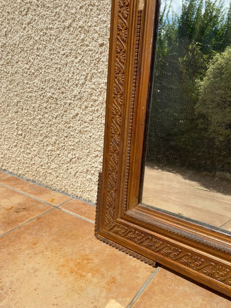 Miroir rectangulaire en bois à fronton ajouré, style Louis XVI, XIXème - 60 x 90cm