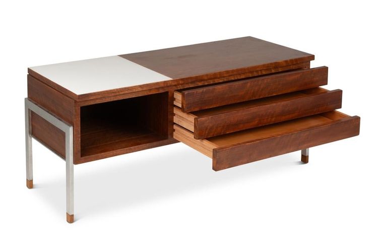 Coppia di cassettiere basse in teak e metallo cromato. Anni '60.LS6495708M