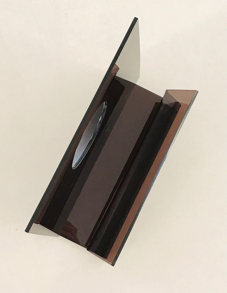 Porte-revues en altuglas par Michel Dumas, France années 70