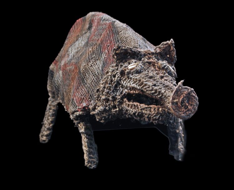 Figure de culte cochon, art tribal, art océanien, Océanie, art du Pacifique, 58cm