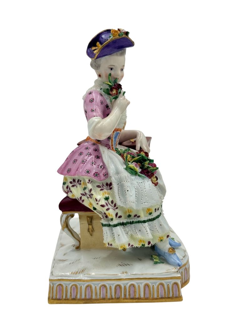Meissen - Porcelain figurine, allegory of the 5 senses, The Smell