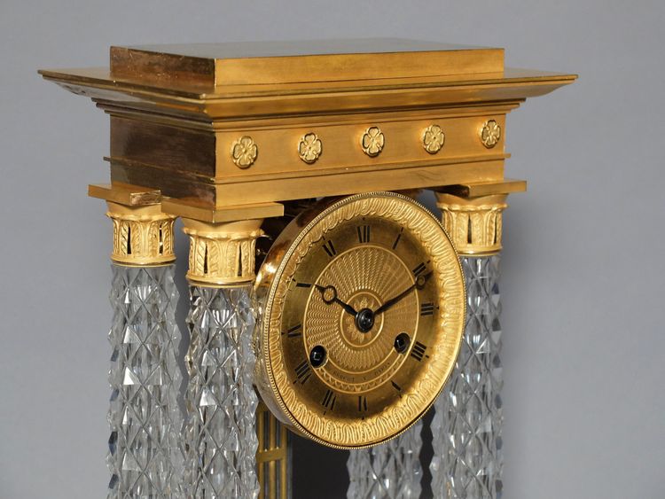 Pendeluhr Charles X aus Bronze und Kristall