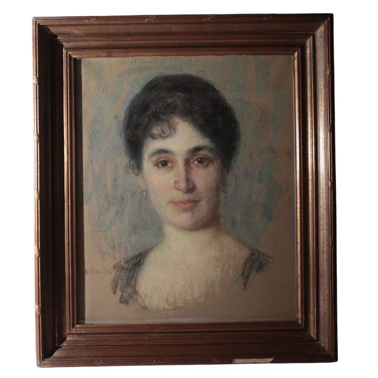 Pastel portrait of a woman signed André Davids born 1870
