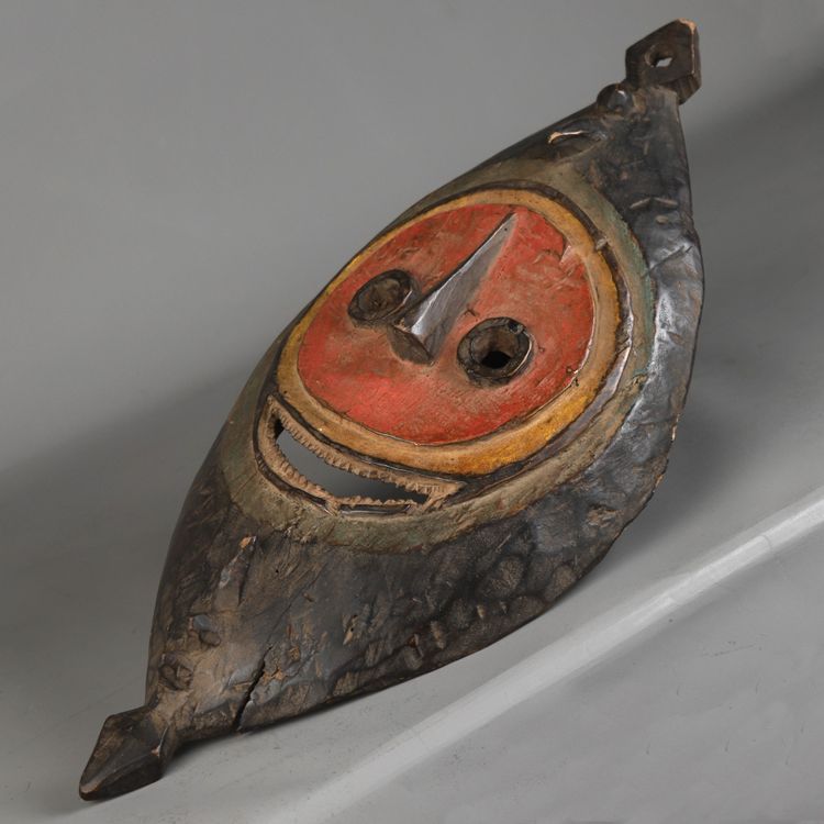 Garra mask - Sepik, Papua New Guinea