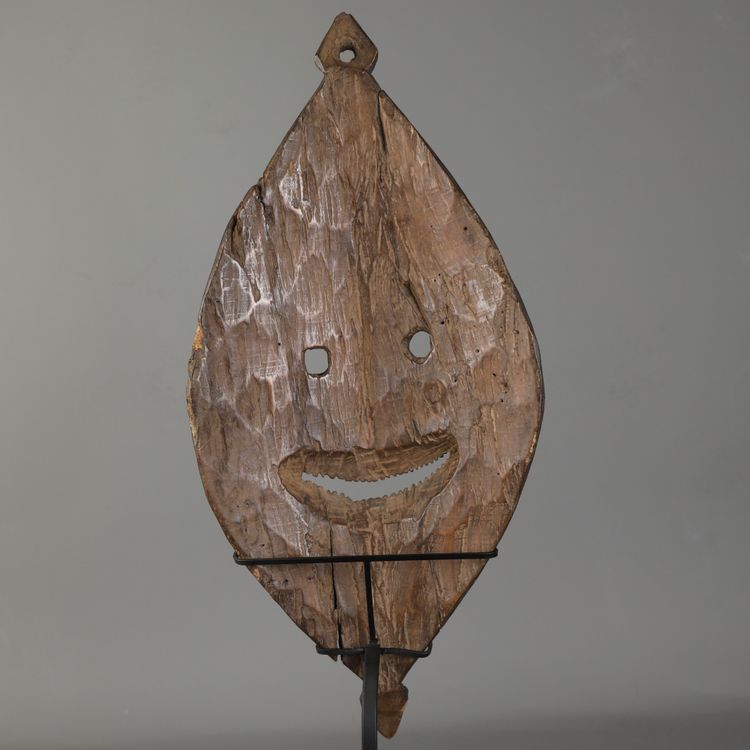 Garra mask - Sepik, Papua New Guinea