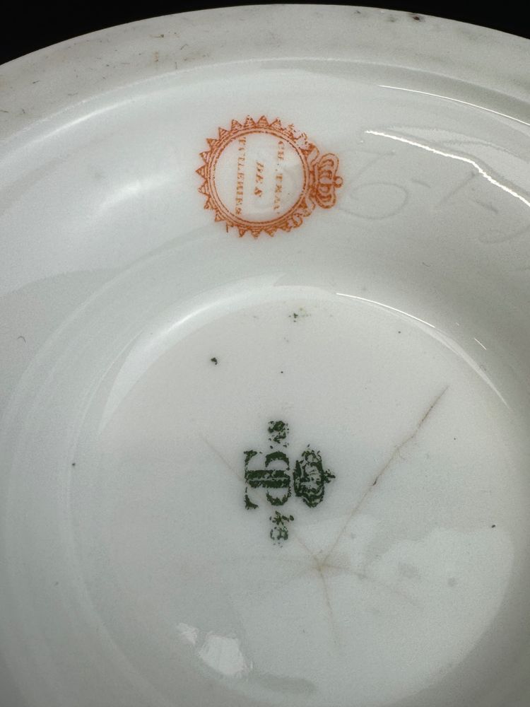 Gedeckte Schüssel aus Sèvres-Porzellan Louis-Philippe