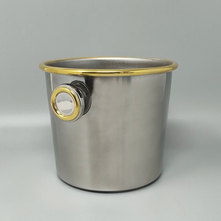 1970er Jahre Wunderschöner Cocktail-Shaker in Gold 24K und Edelstahl mit Eiskübel von Mepra. Hergestellt in Ita