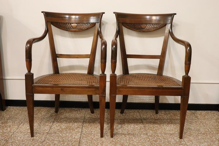 Antike Armlehnstühle aus Nussholz & Wiener Sraw, 2er Set