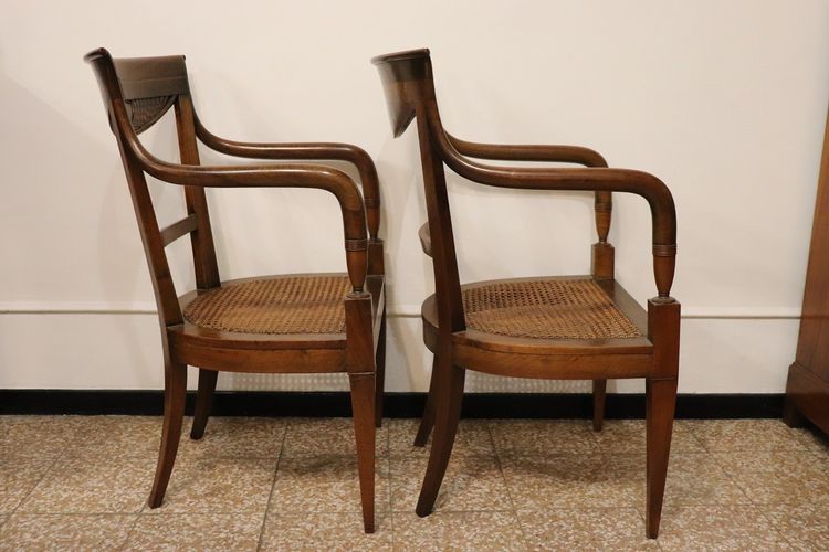 Antike Armlehnstühle aus Nussholz & Wiener Sraw, 2er Set