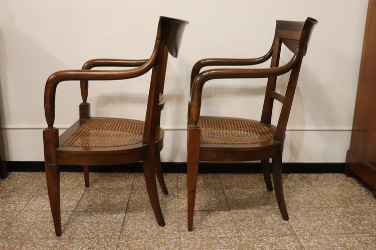 Antike Armlehnstühle aus Nussholz & Wiener Sraw, 2er Set