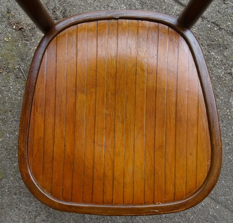2 chaises Baumann N°68 de 1930 assise bois, no Thonet