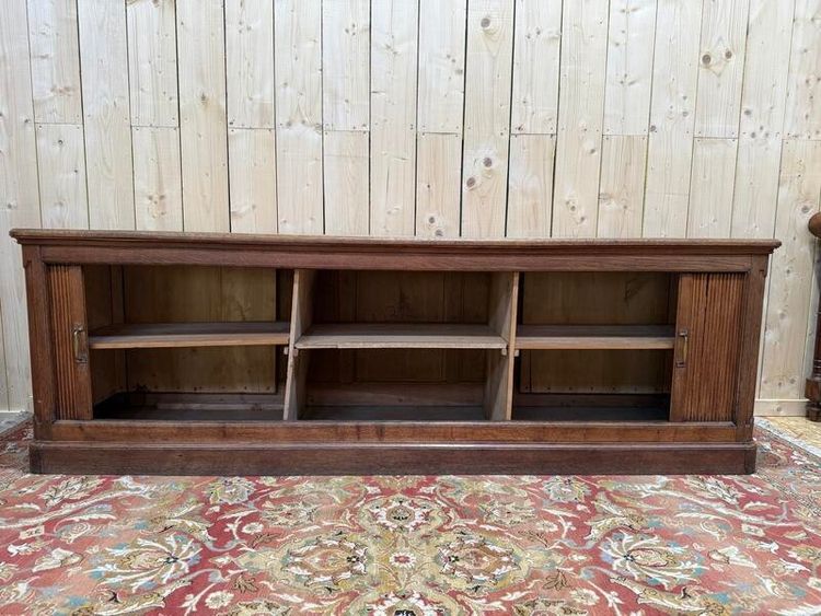Vorhangbuffetschrank mit massivem Eichengewinde 1950