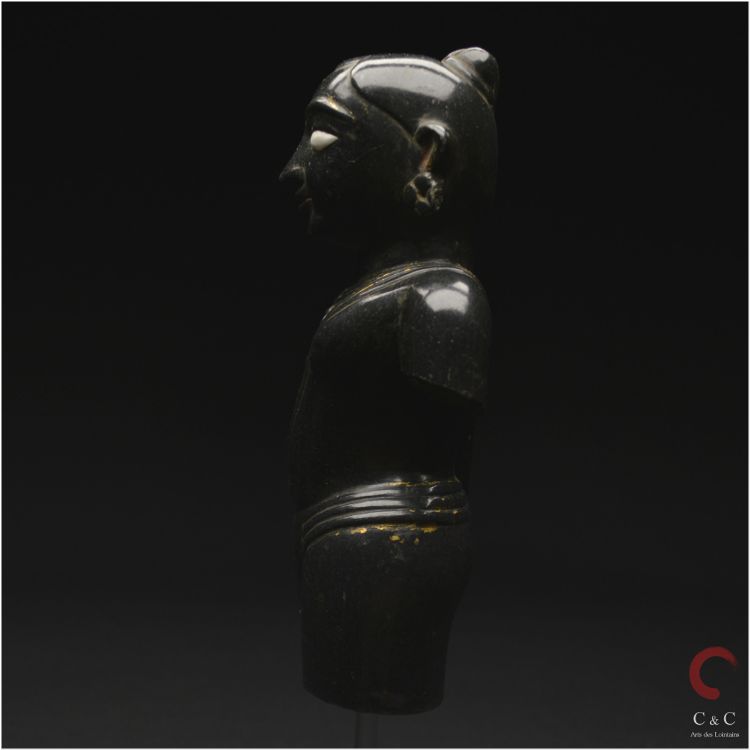 India, State of Gujarat, Medieval period, 15th century, Representation of Krishna, Black marble