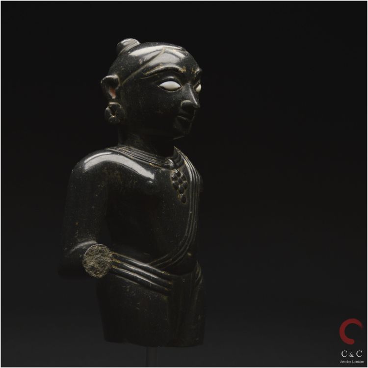 India, State of Gujarat, Medieval period, 15th century, Representation of Krishna, Black marble