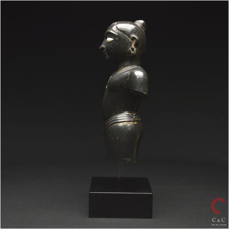 India, State of Gujarat, Medieval period, 15th century, Representation of Krishna, Black marble