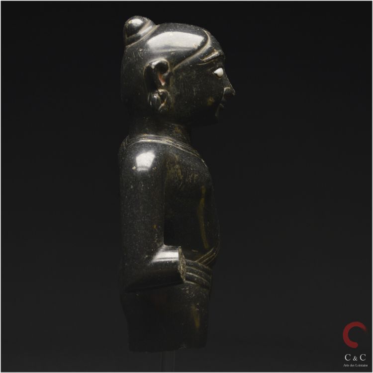 India, State of Gujarat, Medieval period, 15th century, Representation of Krishna, Black marble