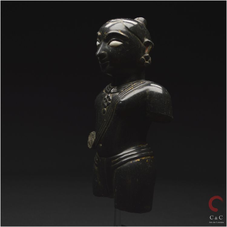 India, State of Gujarat, Medieval period, 15th century, Representation of Krishna, Black marble