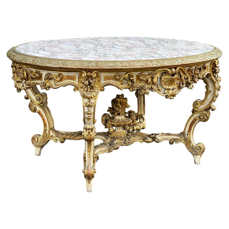 Table de milieu et d’apparat en bois doré sculpté Louis XV - Napoléon III 