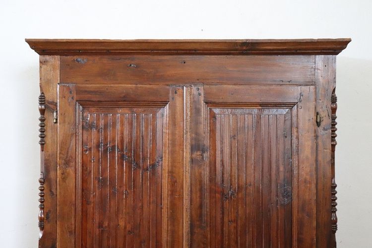 Armoire Ancienne en Bois de Peuplier