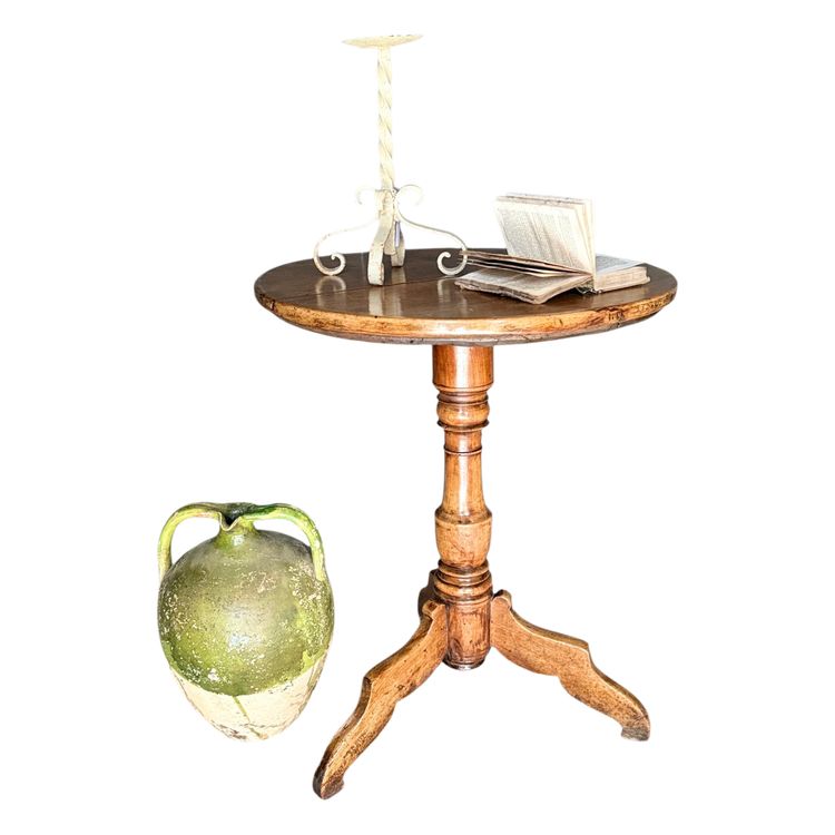 19th century Louis Philippe walnut pedestal table, round base
