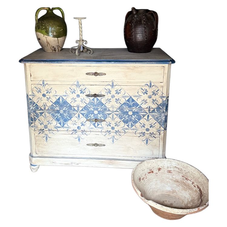 Commode aux dallages peints datant du 19 e siècle belle patine decorative
