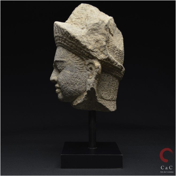 Cambodia, Former Khmer Empire, 12th-13th century, Stoneware divinity head