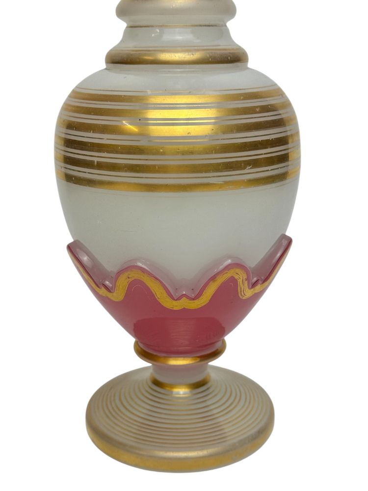 Baccarat - Opaline Vase