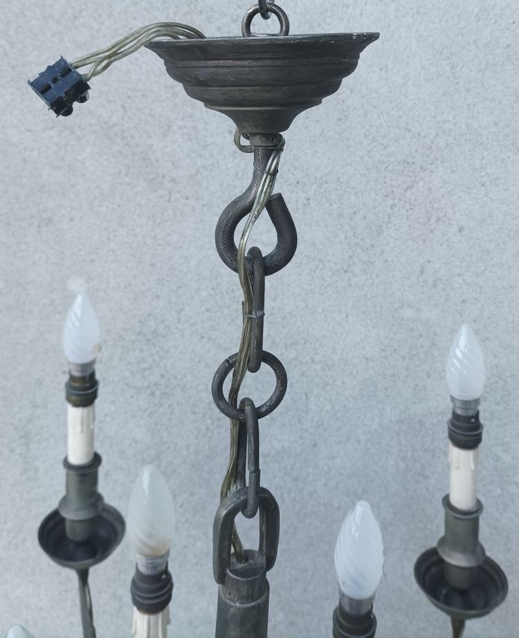 10-arm pewter Gothic-style chandelier