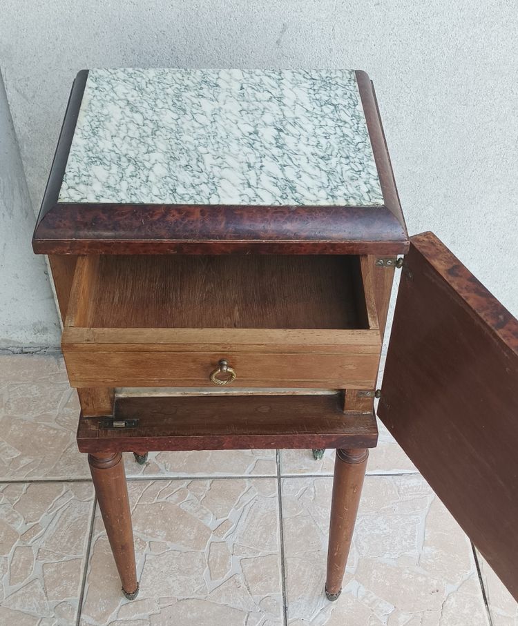 Louis XVI bedside table in burr cedar