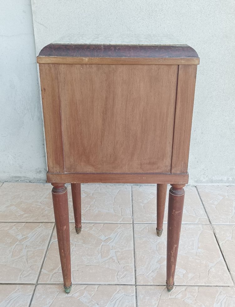 Louis XVI bedside table in burr cedar