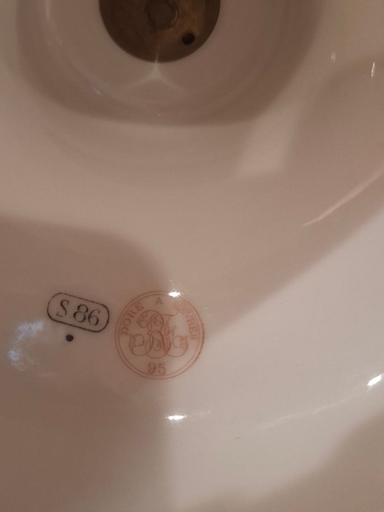 Sèvres buste en biscuit du Général Marceau