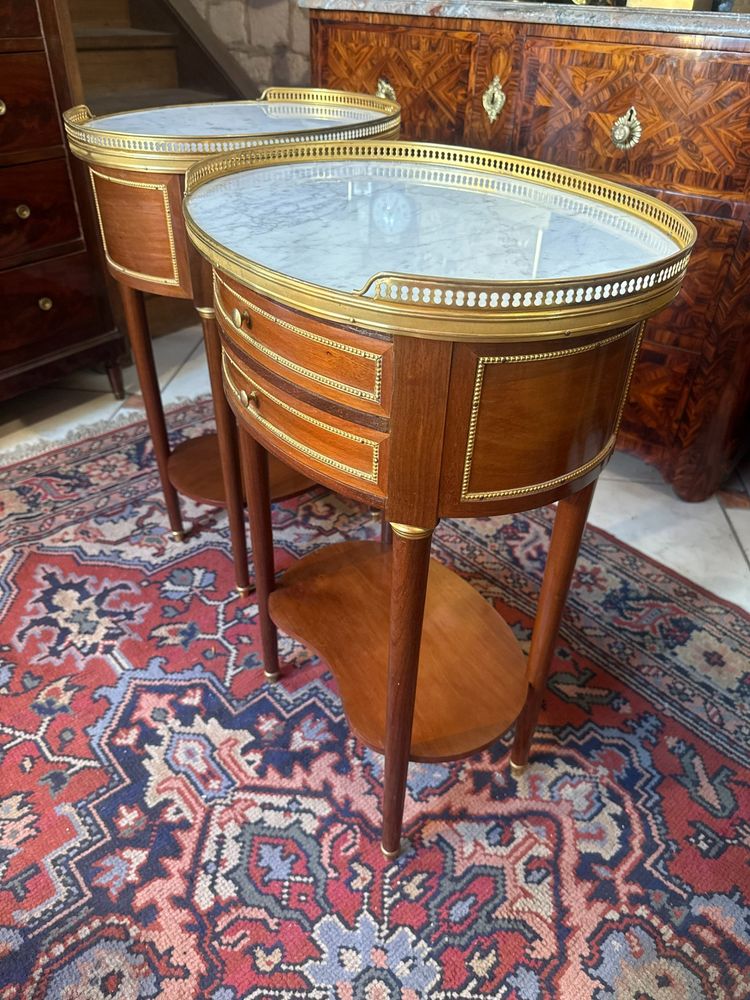 PAIRE DE TABLES TAMBOUR STYLE LOUIS XVI DES ATELIERS DISSIDI A PARIS