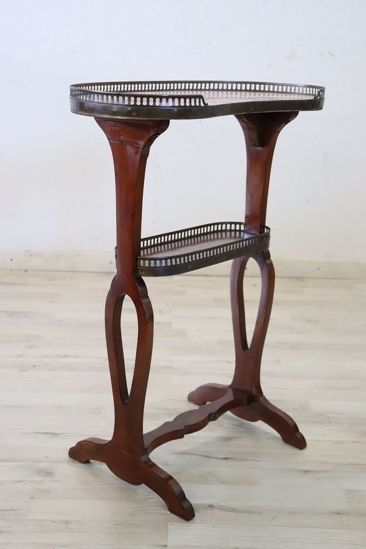 Antique Side Table in Walnut and Marble Top