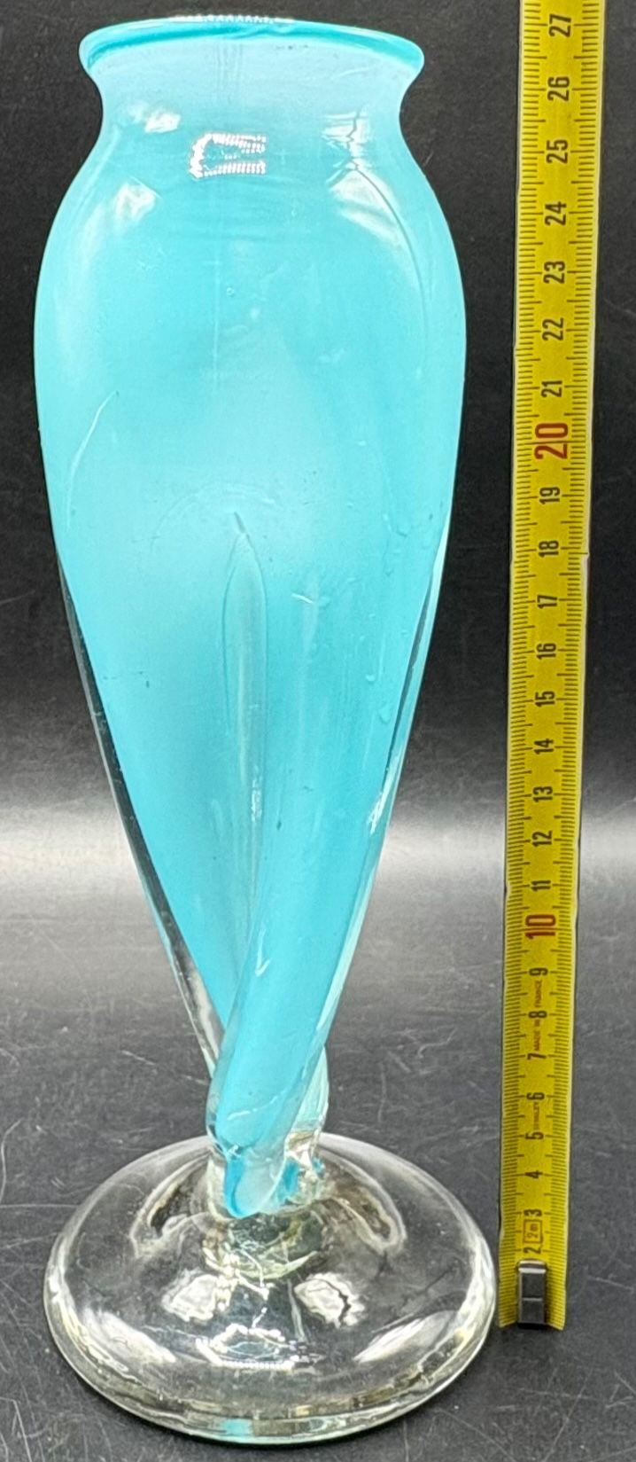 GEBLASENE VASE