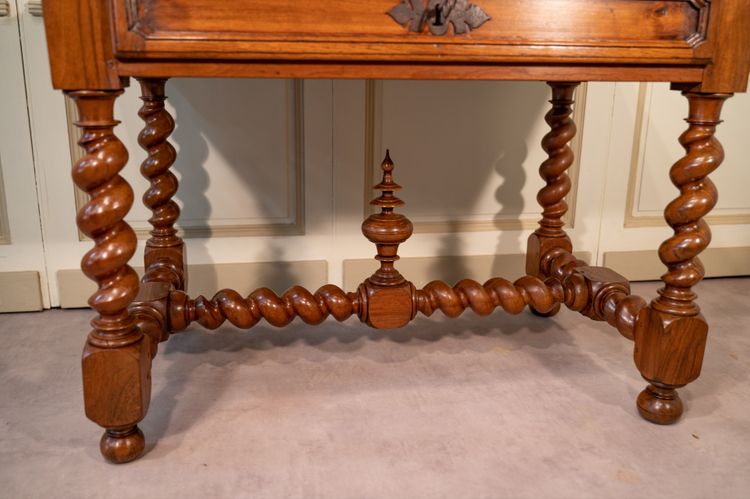 Table à écrire Louis XIII Bordelaise
