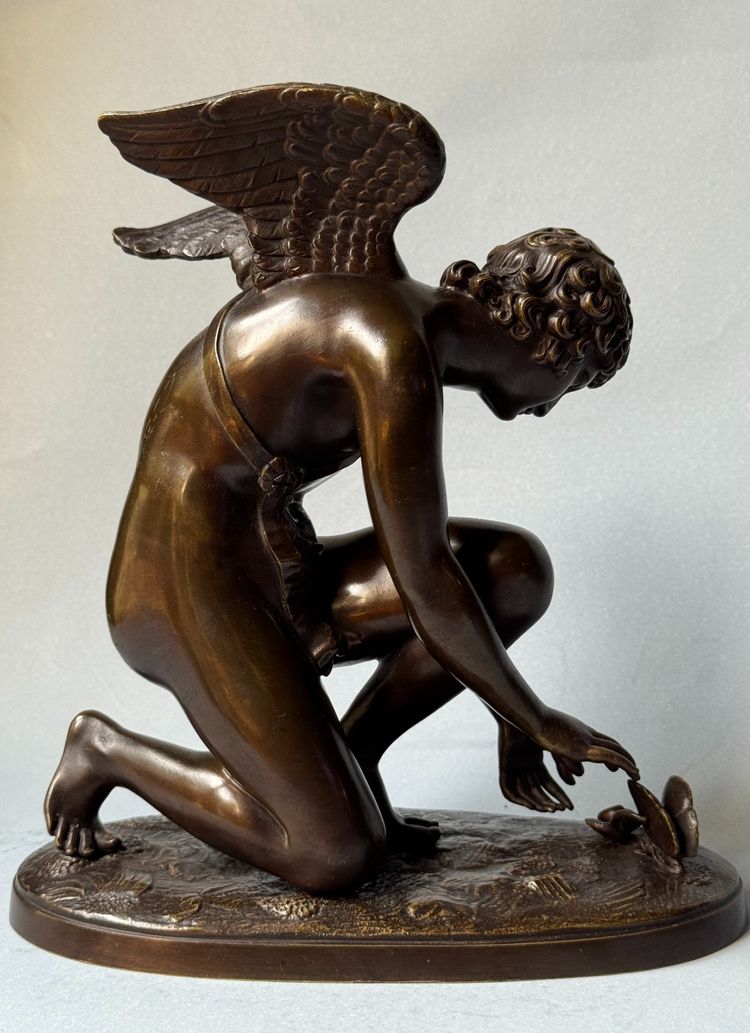 Scultura in bronzo "L'Amour au papillon". A. CHAUDET XIX secolo. Cupido