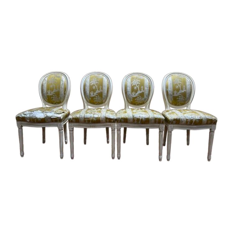 Suite of 4 louis XVI style medallions chairs broken white