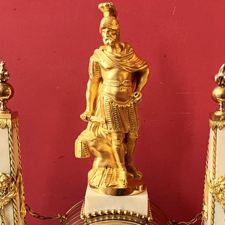 Monumentale Obelisken-Pendeluhr, Louis-XVI-Epoche