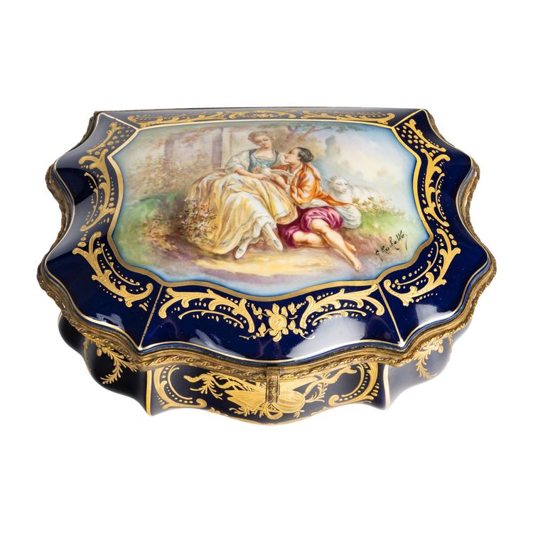 A Sèvres porcelain jewelry box, late 19th century